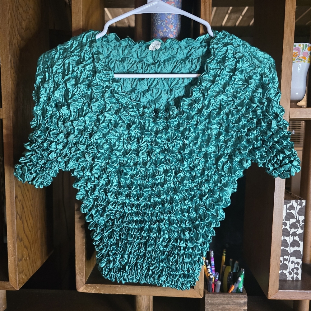 FC Vintage Short Sleeve Popcorn Crinkle Top One Size